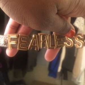 Bcbg bracelet ((fearless))
