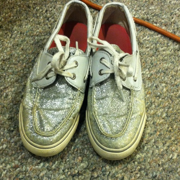 Sparkly sperrys! - Picture 1 of 1