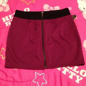 Zip up short skirt