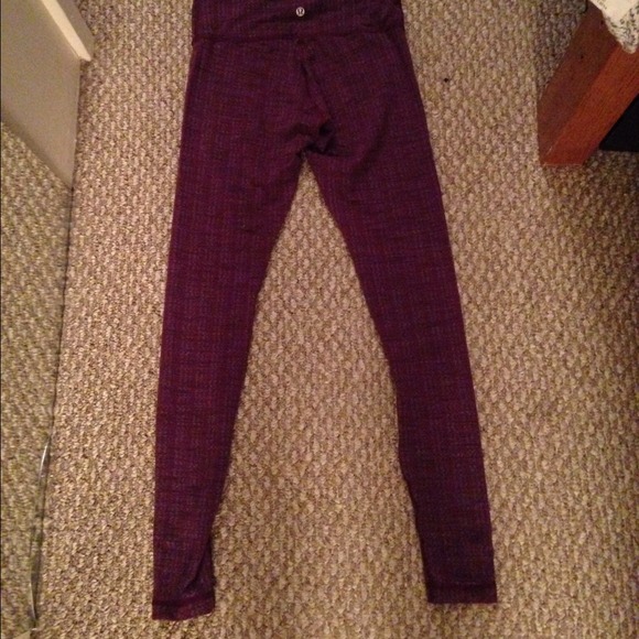 Lululemon yoga pants