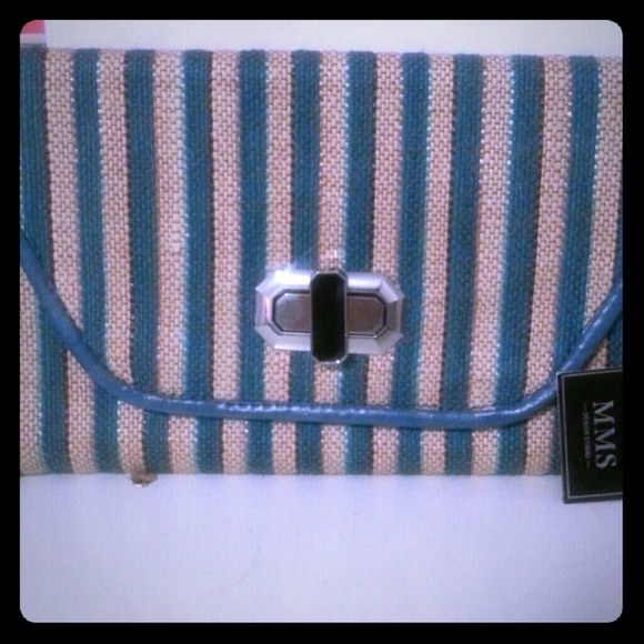 MMS blue strips clutch