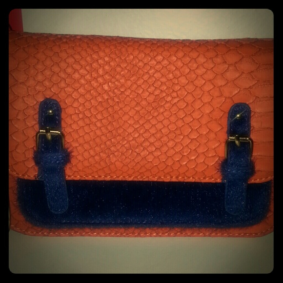 Nina anthony handbag