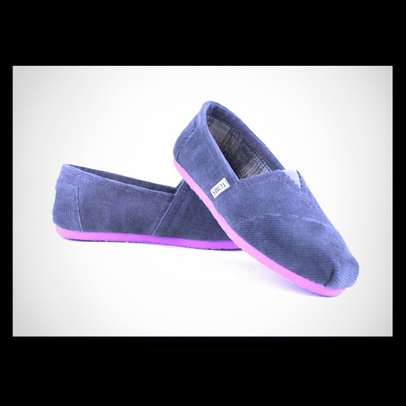 Toms