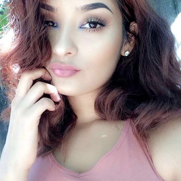 Hi beautiful lady's my name is bella ofarrel! - Picture 2 of 2