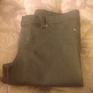 Wet seal olive green skinny jeans never been wore