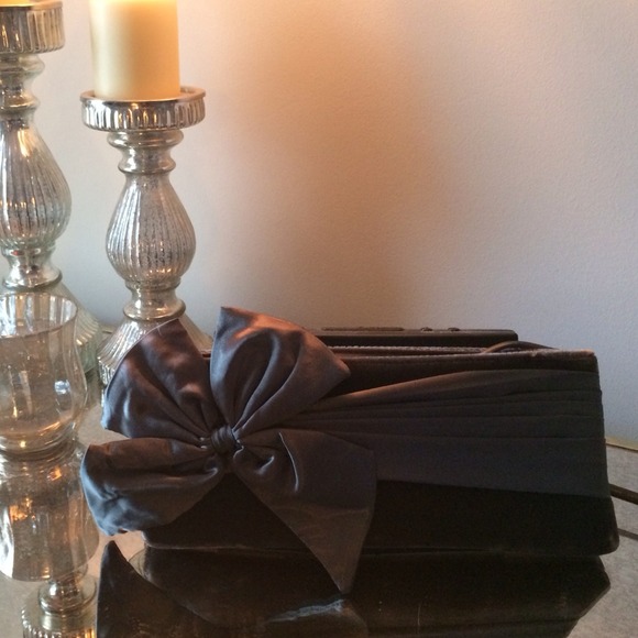 Grey velvet clutch
