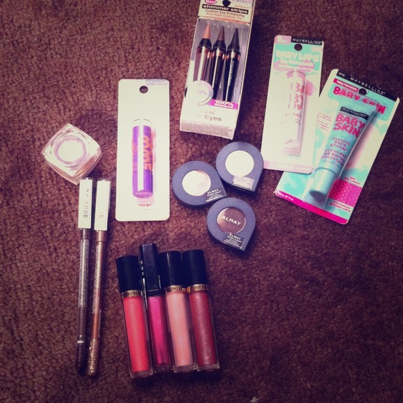 NWT makeup lot