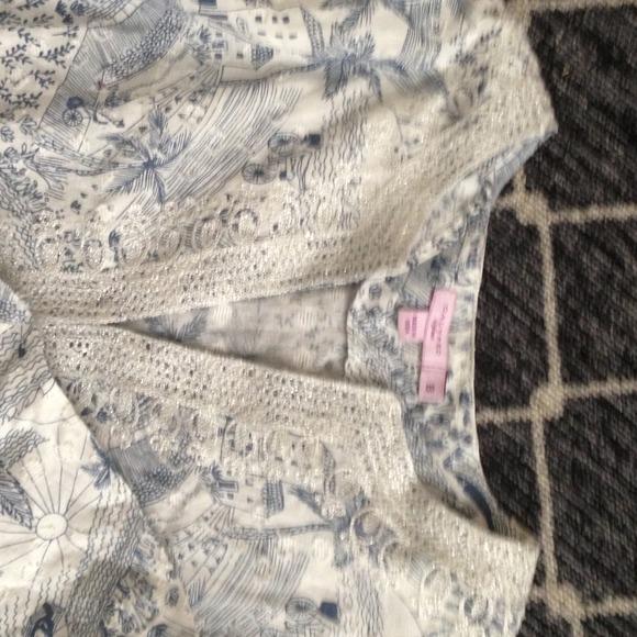 Tunic - Picture 2 of 4