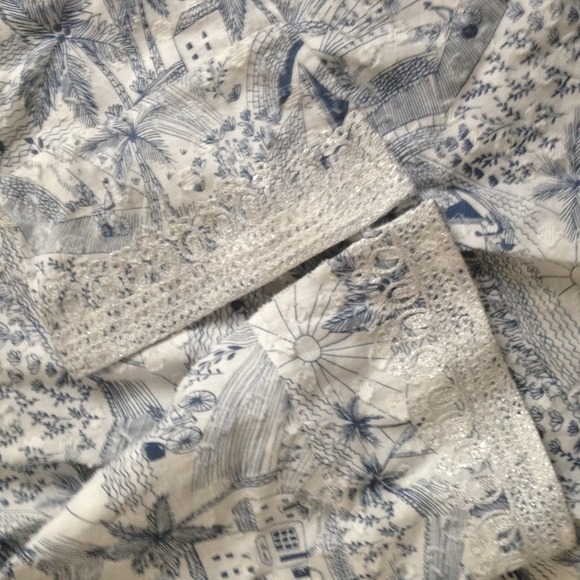 Tunic - Picture 4 of 4