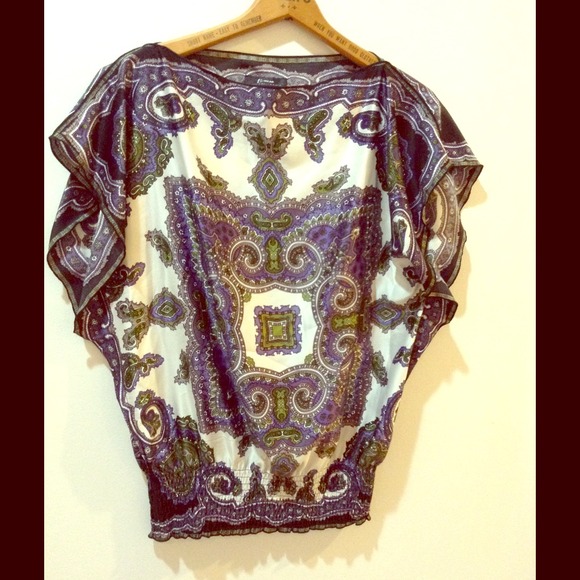 B Wear Tops - ⭐️SOLD⭐️Bandana Top