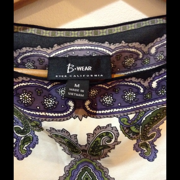 ⭐️SOLD⭐️Bandana Top - Picture 2 of 3