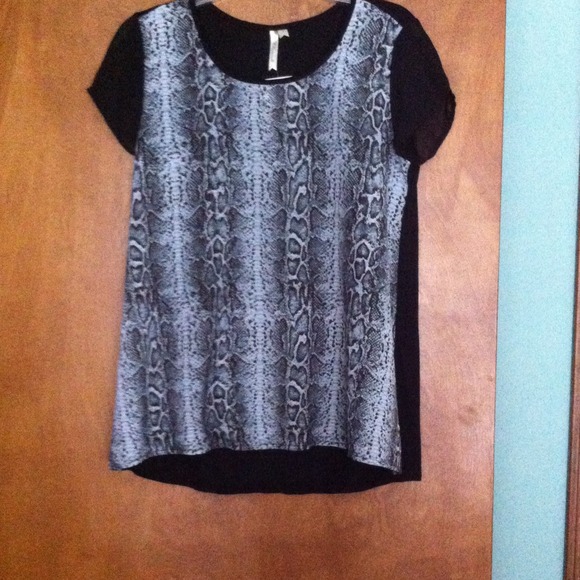 Sheer mint,grey and black sheer blouse - Picture 1 of 1