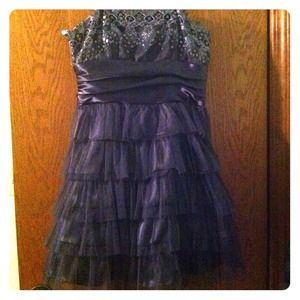 Masquerade Winter Formal/Prom Dress *STRAPLESS*