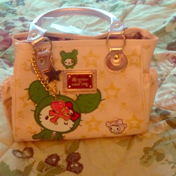 Hello kitty purse