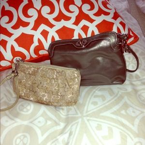 ✨COACH BUNDLE✨ 2 Wristlets!!!