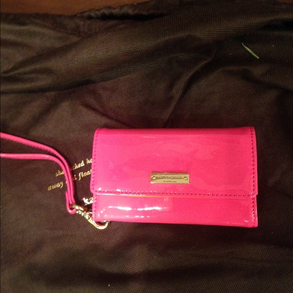 Wallet / phone case