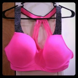 New 38d sports bra