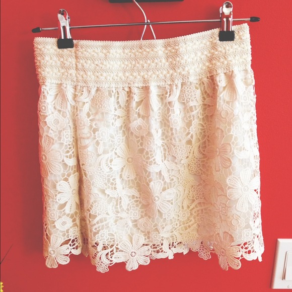 Cream colored laced skirt
