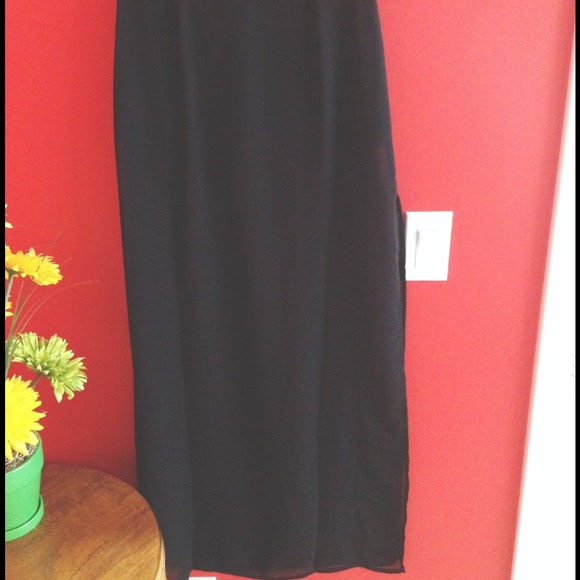Long black skirt