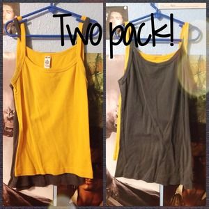 ❤️❤️❤️SOLD❤️❤️❤️American Apparel layering tanks