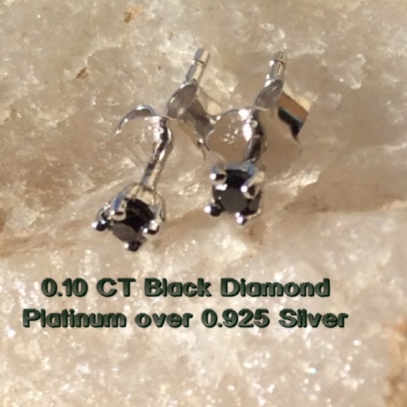 0.10 black diamond .925 silver w/platinum earrings