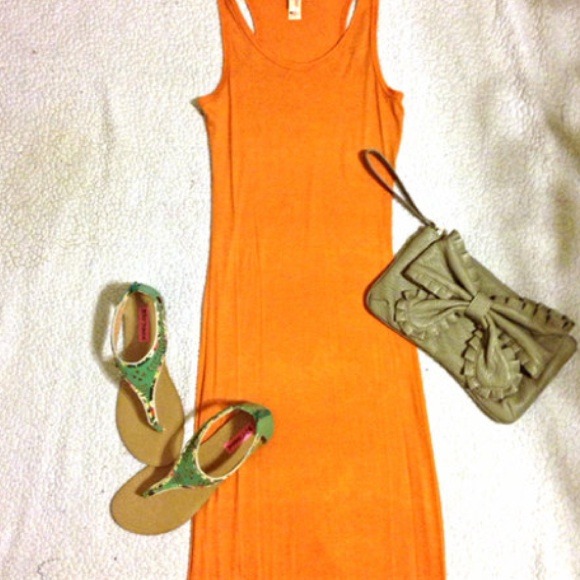 HOST PICK❤️SIZE 6.5, 7 & 8 Betsey Johnson Sandal - Picture 3 of 4