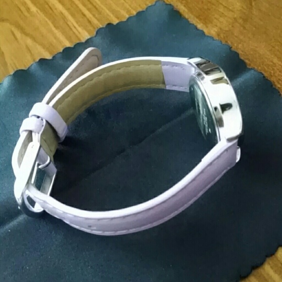 Watch - Picture 2 of 2