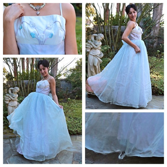 Vintage '50's Gown Wedding? Prom? Watching TV? - Picture 4 of 4