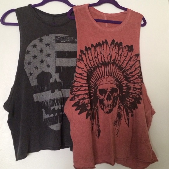 💥BUNDLE💥 Brandy Melville skull muscle tees!