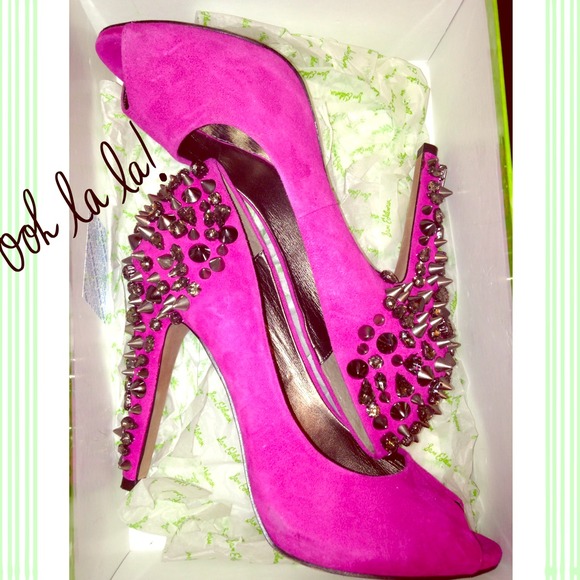 Sam Edelman Shoes - 🎀🎀 Lorissa Pink Suede Peep Toe Pumps 🎀🎀