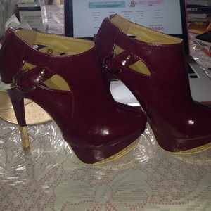 Sophia & Lee 4 inch booties