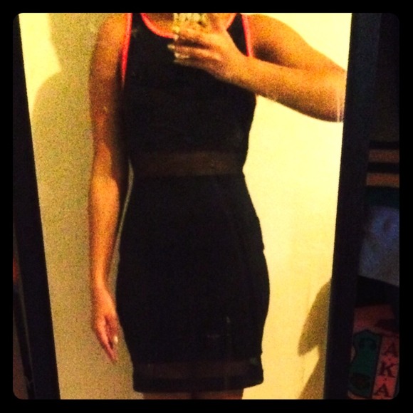 💥💥REDUCED BEBE DRESS💥💥