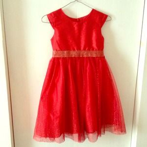 Beautiful Girl Dress wear only once.