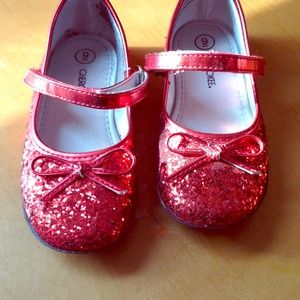 Glamours dazzling Red shoes for Girl
