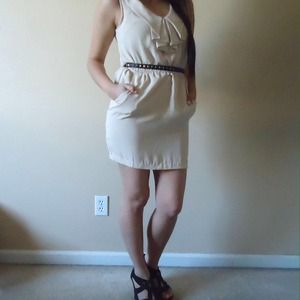 [silence + noise] Taupe Ruffle-Front Dress