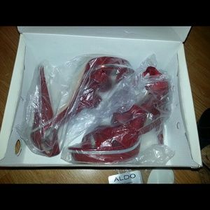 Cute n sexy heels brand new ..never used...