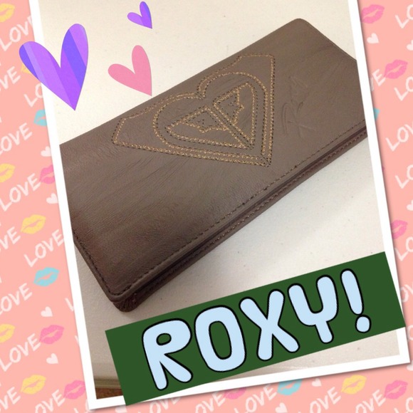 ROXY wallet, BRAND NEW!