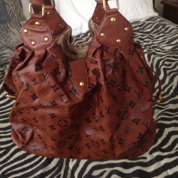 Louis Vuitton handbag - Picture 4 of 4