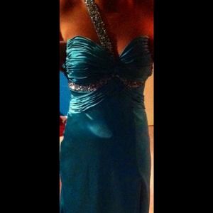 Blue Mac Duggal formal/prom dress!