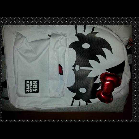 UNIQUE KISS INSPRED HELLO KITTY BACKPACK