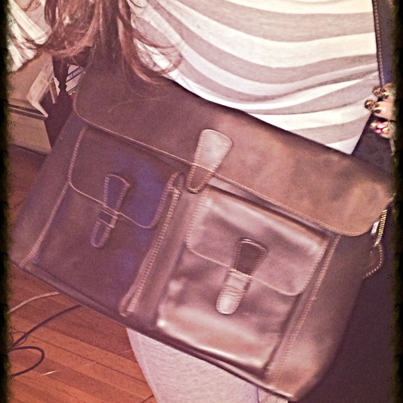 I Sante 100% genuine leather business carrier. - Picture 4 of 4