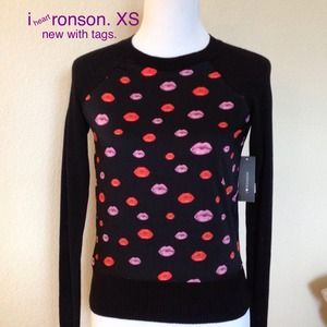 I Heart Ronson "LIPS" sweater. XS, New with Tags!