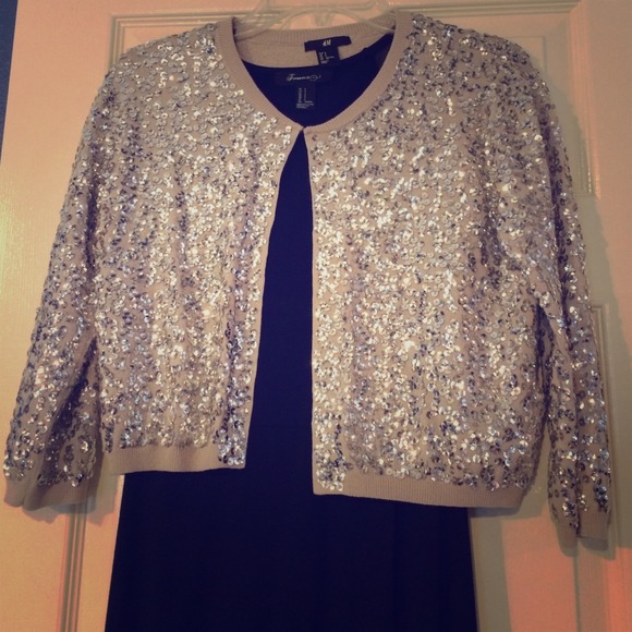 H&M Sweaters - H&M Silver Cropped Sequin Cardigan