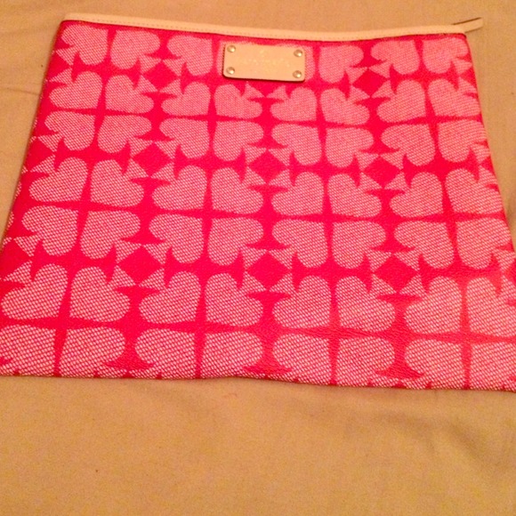 Kate Spade New York zipper pouch/clutch