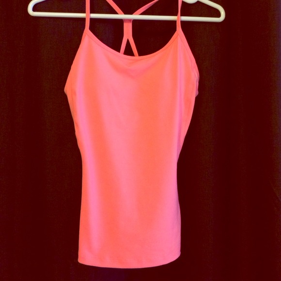 Old Navy Tops - ⬇️PRICED REDUCED⬇️New Coral Active Top