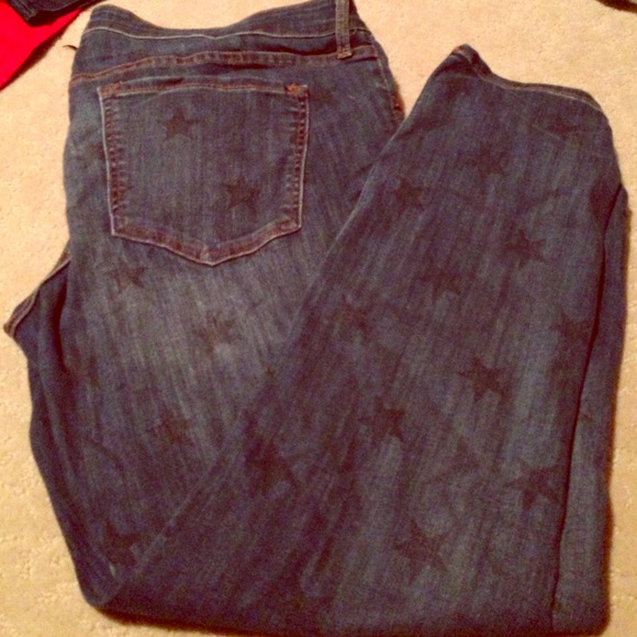 Skinny jeans with stars