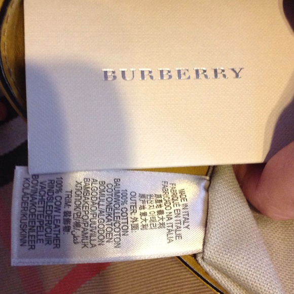 NO TRADE ❤️NWOT 100% Authentic Burberry large tote - Picture 4 of 4