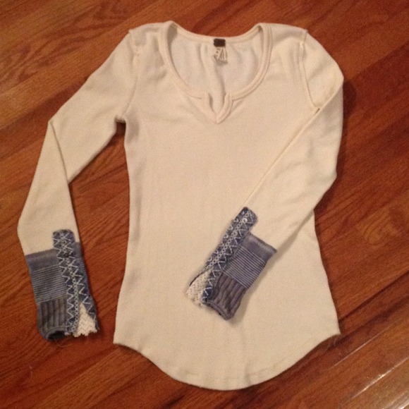 Free People Tops - 🎁GIFTED TO A SPECIAL PERSON🎁 FP Thermal Cuff