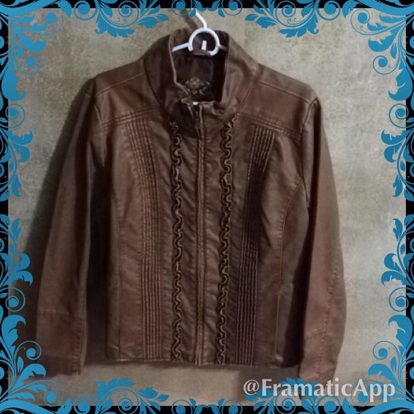 Brown fux leather jacket with ruffles