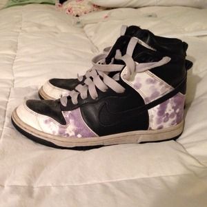 Nike high top black and purple sneakers